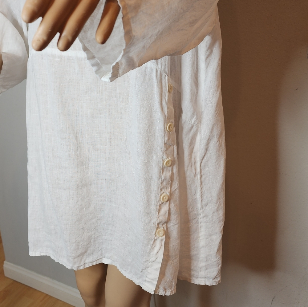 Flax White Linen tunic long sleeve top. Pocket. Button side. Size large. - Picture 6 of 16
